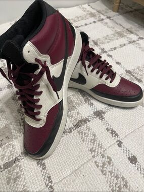 Nike Air Jordan 1 Mid